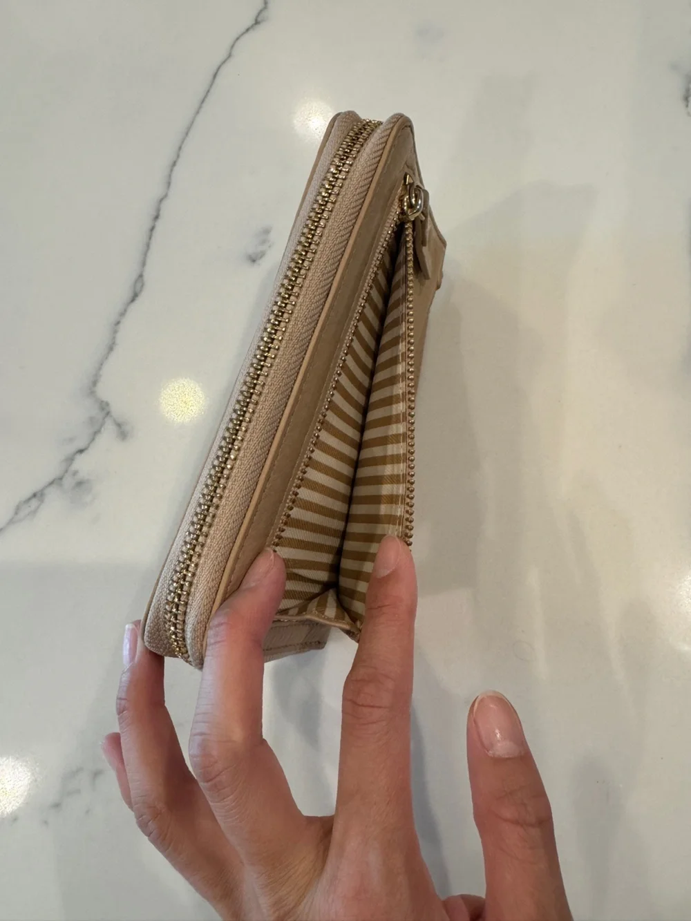 kate spade wallet secure